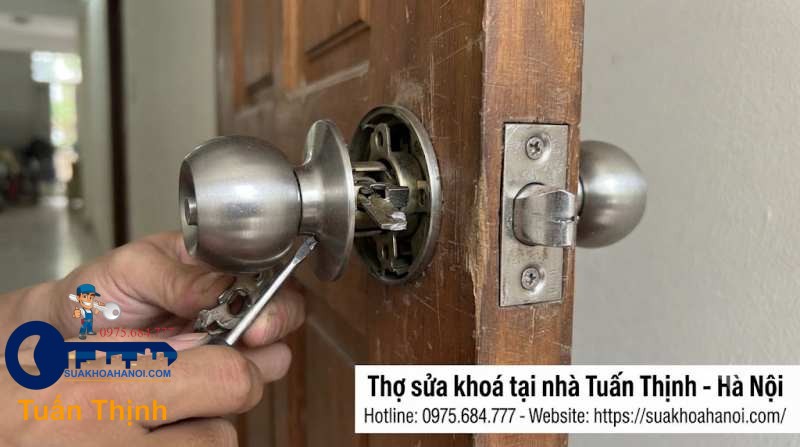gãy đuôi backset bên trong