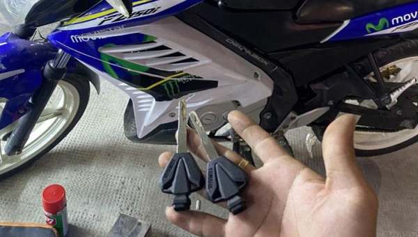 sửa khóa xe exciter