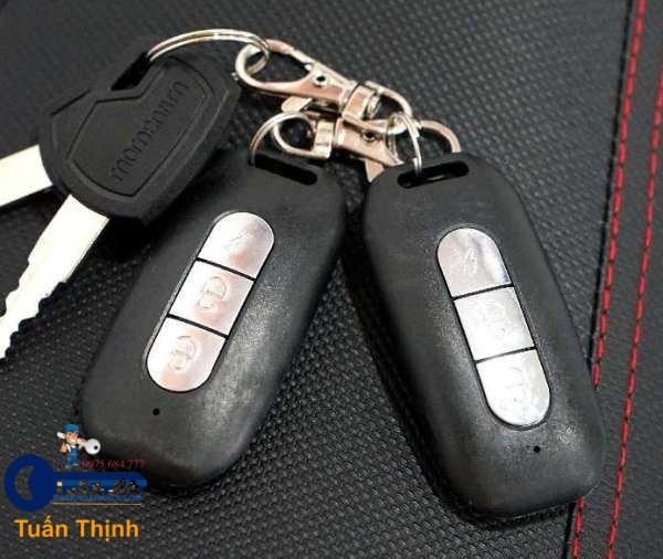 dòng khóa điện tử thông minh của vinfast